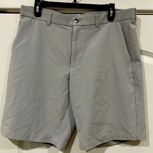 Men’s Callaway golf shorts. Size 34 waist. New without tags. Have not been worn.